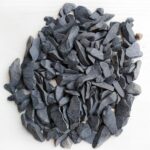 Chips Pebbles (Black, Small, Polished) - 1 Kg