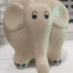 5 inch Elephant Shape Marble Finish Ceramic Pot (White)